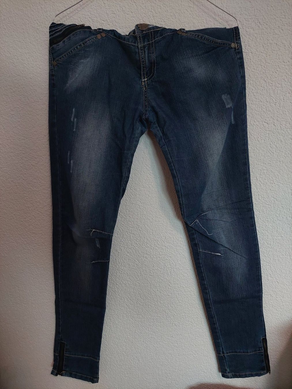Jeans: Jeans – Usato da Gunzwil venduto da 11G11