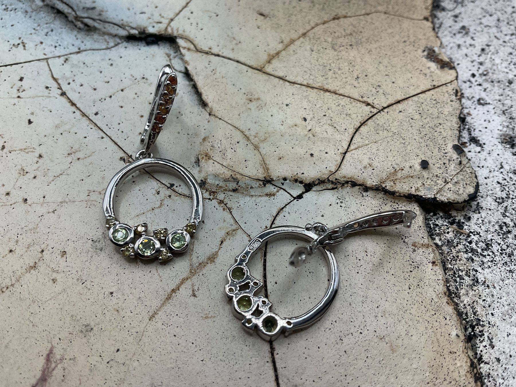 Orecchini pendenti & Orecchini a lobo: Wunderschöne Ohrhänger Sterlingsilber und Peridot – Nuovo (secondo la descrizione) da Luzern venduto da S.Kern01 1