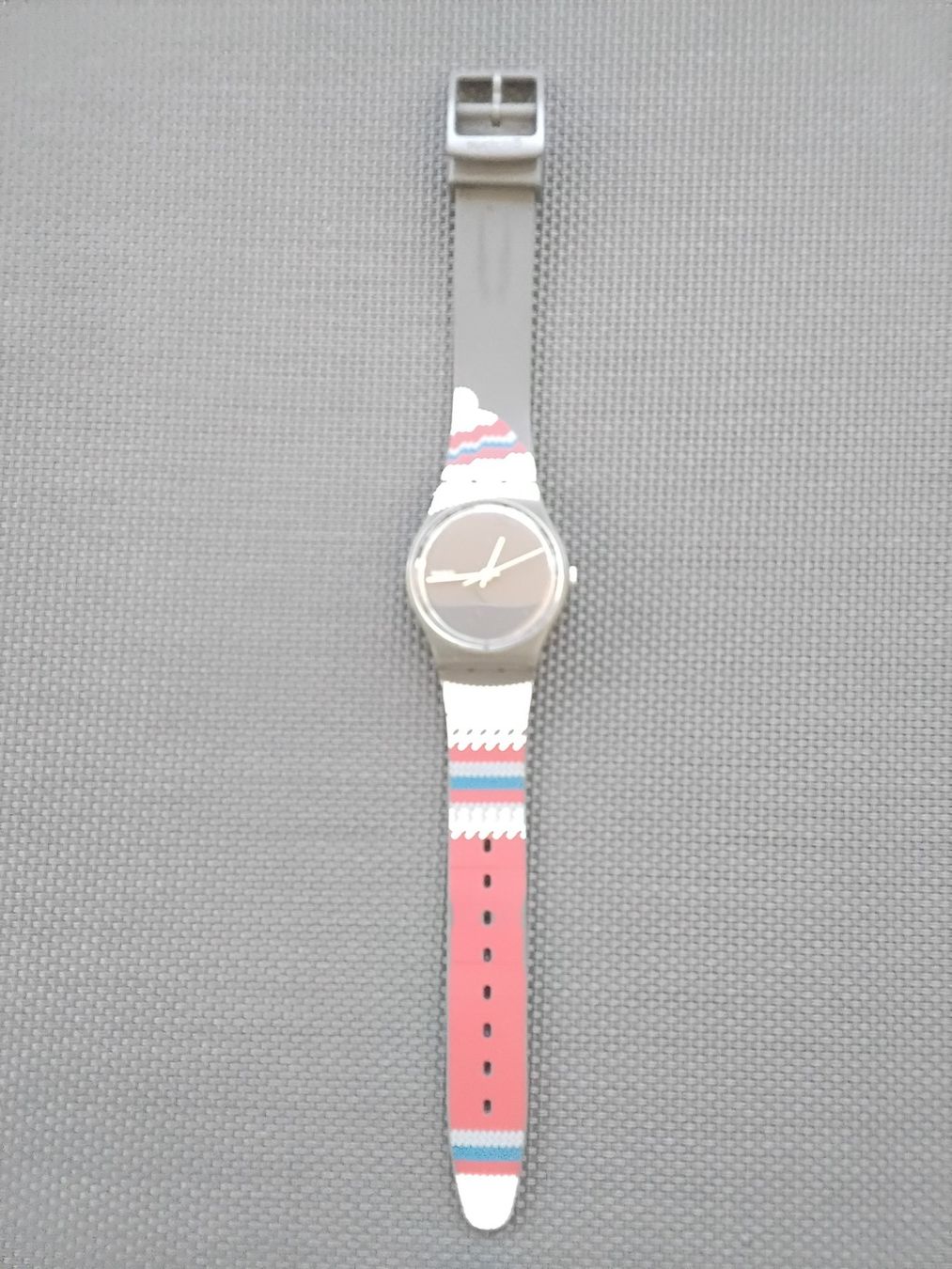 Swatch Orologi: Montre Swatch modèle GORNERGRAT (GM183) – Nuovo (secondo la descrizione) da Chêne-Bourg venduto da Fio994