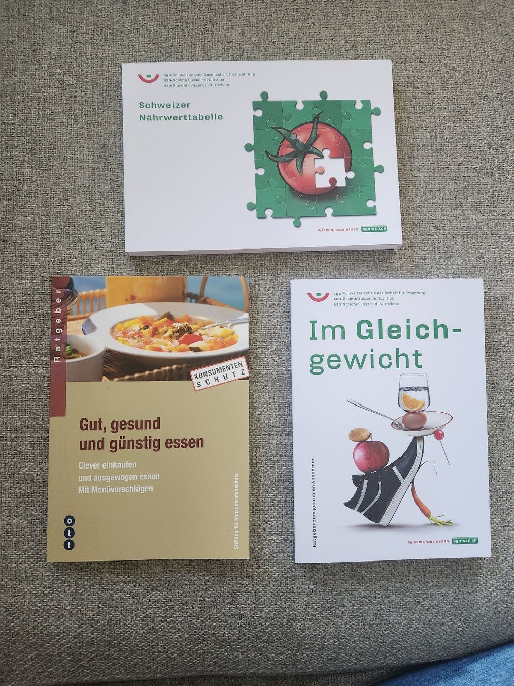 Libri: 3 Ernährungsratgeber: "Im Gleichgewicht" uvm. – Nuovo (secondo la descrizione) da Schlieren venduto da est_b2px