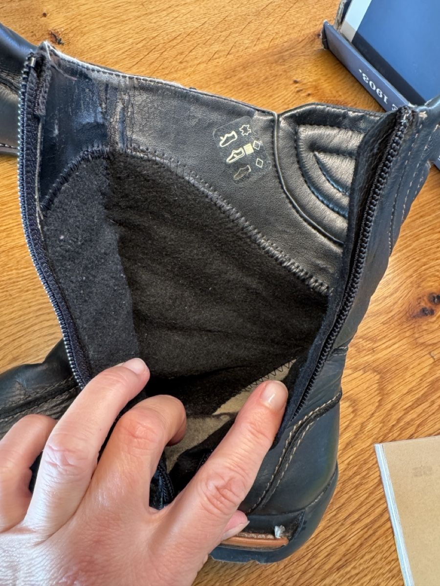 Scarpe da donna: 2 Paar Schuhe Grösse 36 – Usato da Niederbüren venduto da Oetschli 5