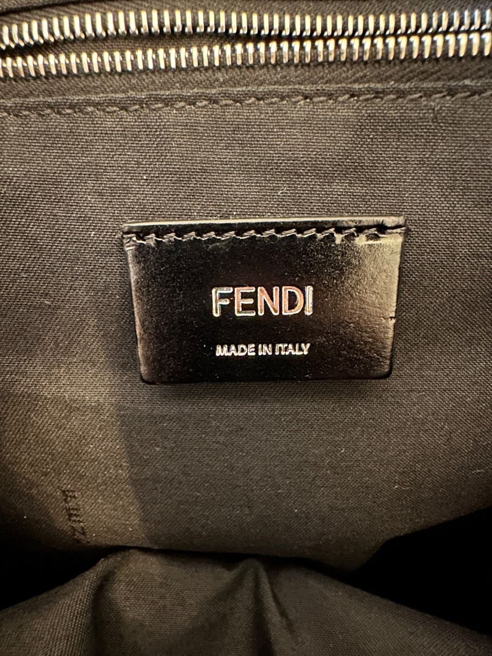 Fendi Zaini: Fendi Rucksack Tasche Schwarz – Nuovo (secondo la descrizione) da Basel venduto da iulia_haul 6