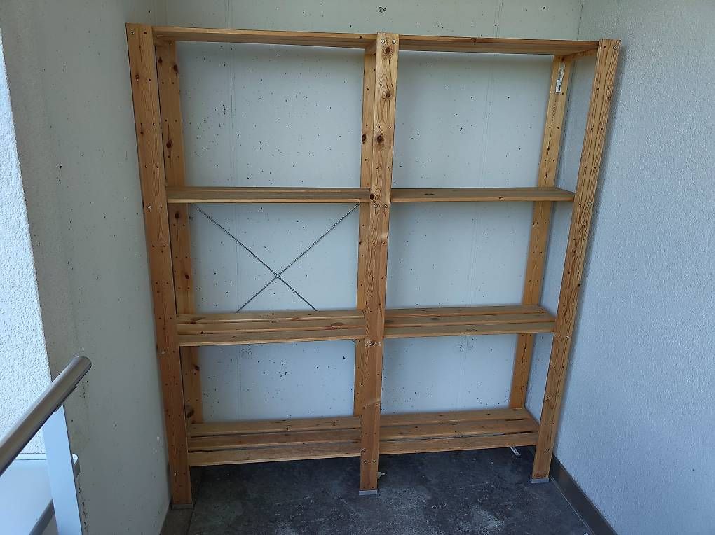 Scaffali: IKEA HEJNE Regal aus Holz – Usato da Turgi venduto da yan_j627
