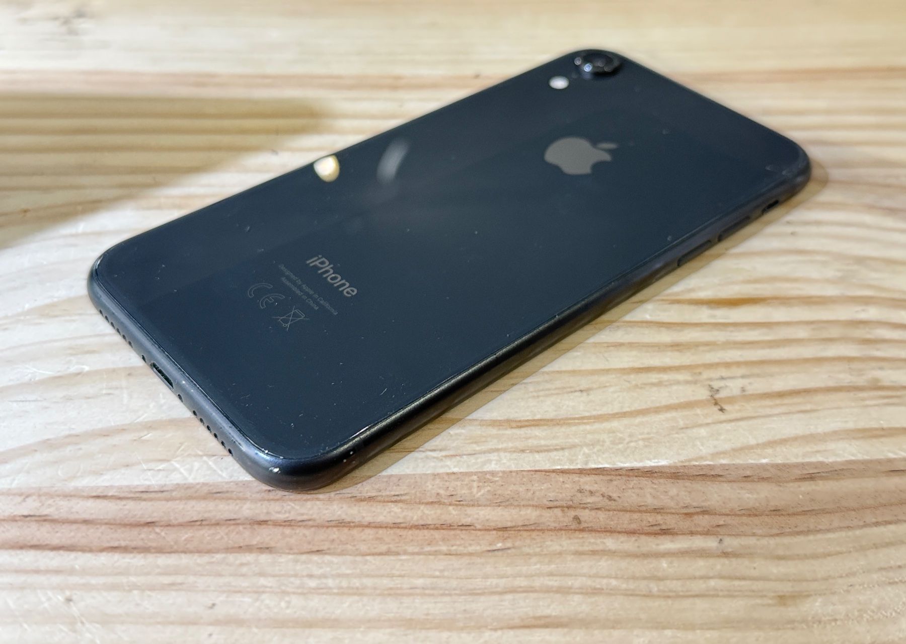 Apple Telefoni cellulari / Smartphones: Châssis complet iPhone XR d'occasion NOIR – Usato da Morges venduto da DA-repa 2