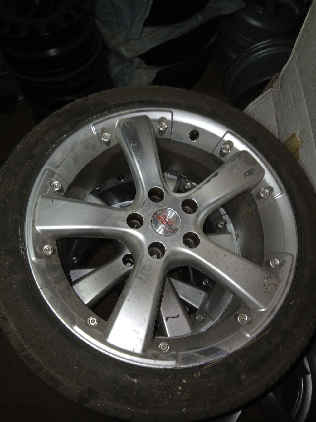 Pneus & Kompletträder: alu felgen 5x112 mit sommerreifen vw audi skoda usw – Gebraucht aus Ennetmoos von joy2009