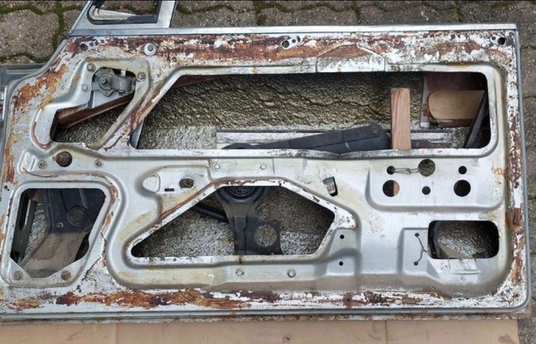 Alfa Romeo Tutti pezzi di ricambio auto: Porte droite Alfa Roméo GT Bertone – Usato da Matran venduto da tictacboum 5
