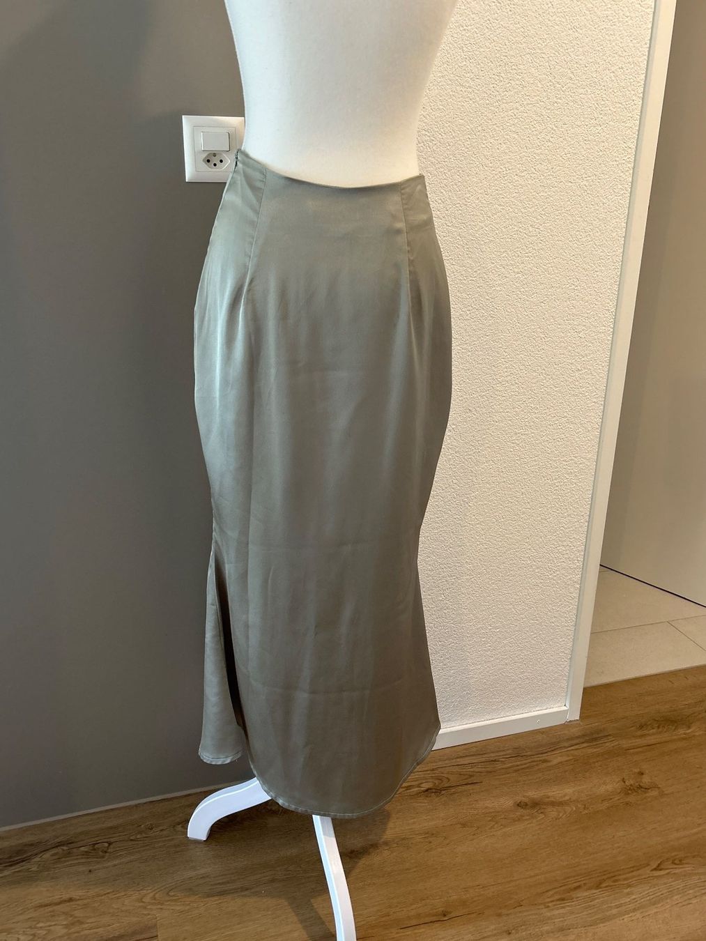 Gonne: Rock lang mint von Missguided Gr. 36 – Usato da Brunnen venduto da Nala2929 5