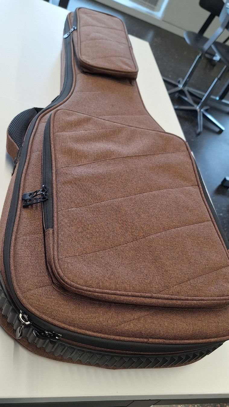 Strumenti musicali: Maxwell "The Axe" Fender Custom Stratocaster Strat! – Usato da Jona venduto da evamatze 7