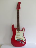 Vintage DDR E-Gitarre „Lead Star“ – funktioniert