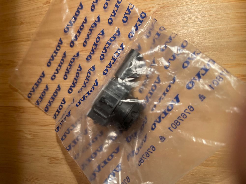 Volvo Parksensor 32271117 (Neu und originalverpackt) in Burgdorf für ...