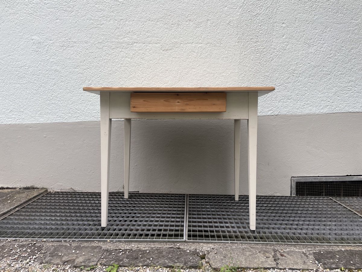 Tables: Vintage Holztisch – D'occasion à Zürich par Eva.Schneider 2