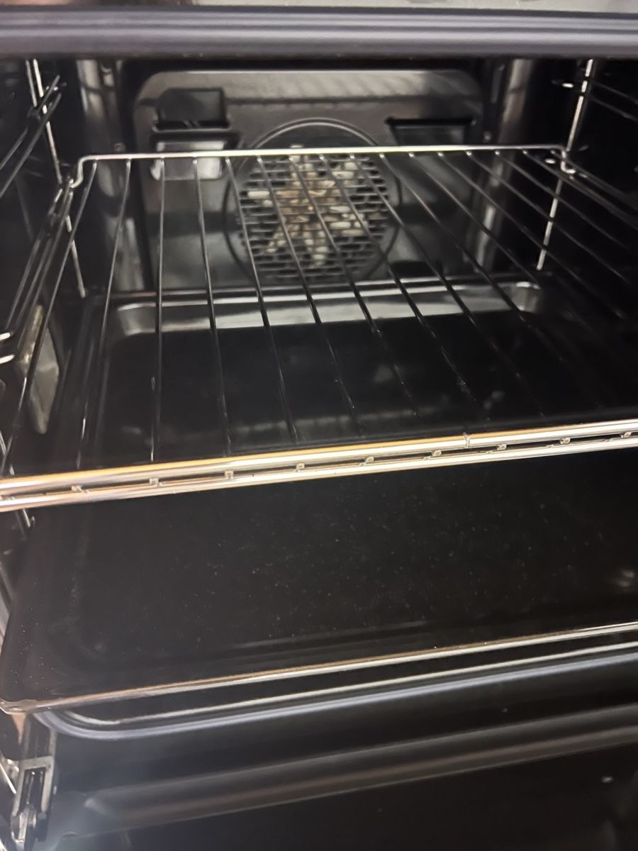 V-Zug Elettrodomestici da cucina: Combair V600 Einbaubackofen Zustand gut – Usato da Basel venduto da spillone123 3