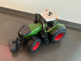 Bruder Fendt 1050 Vario