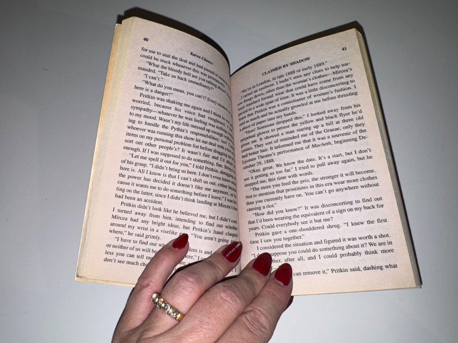 Libri: NOVEL: Karen Chance, Claimed by shadow – Usato da Grosswangen venduto da English_books 5