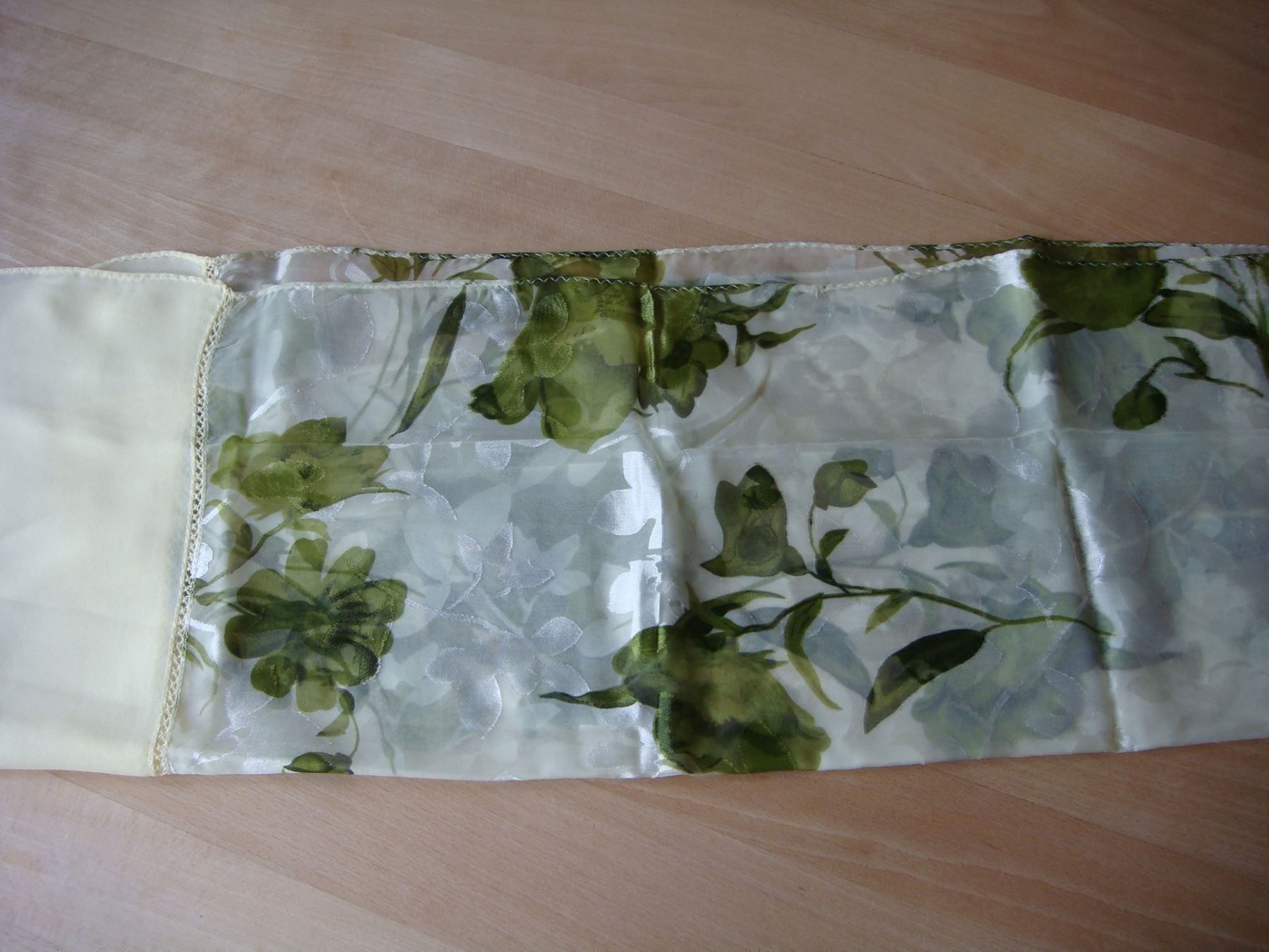 Foulard & Sciarpe: eleganter, langer  Seidenschal – Nuovo (secondo la descrizione) da Meilen venduto da Feldmeilen 3