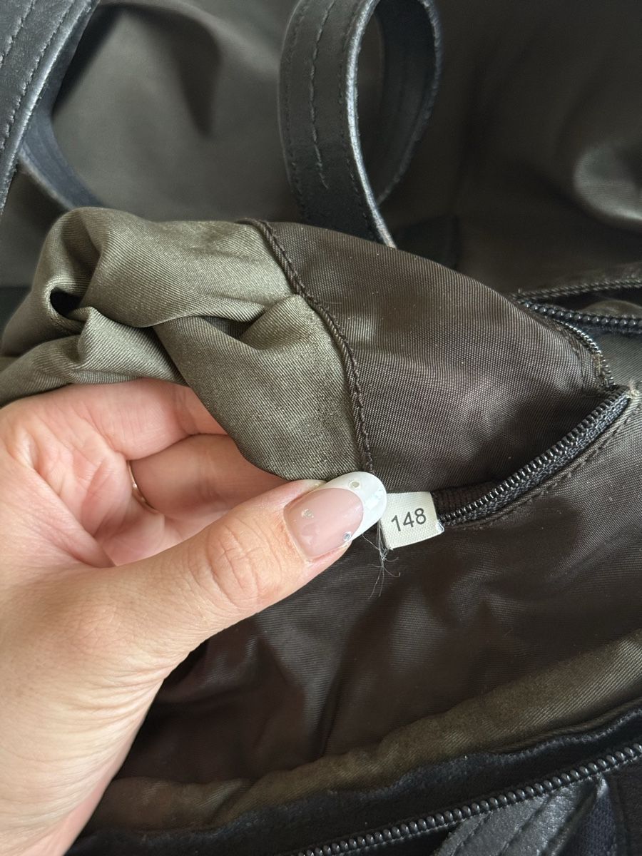 Prada Taschen: Prada nylon bag – Gebraucht aus Zürich von tae_6828 5