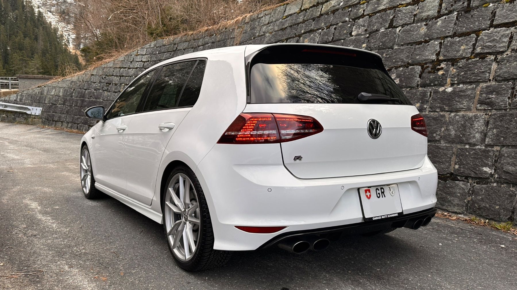 VW Autos: VW Golf 7R 2.0TSI – Gebraucht aus Masein von Gianmarcocam 1