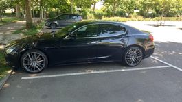 Sehr gepflegter Maserati Ghibli 3,0 V6 330PS nur 115000KM