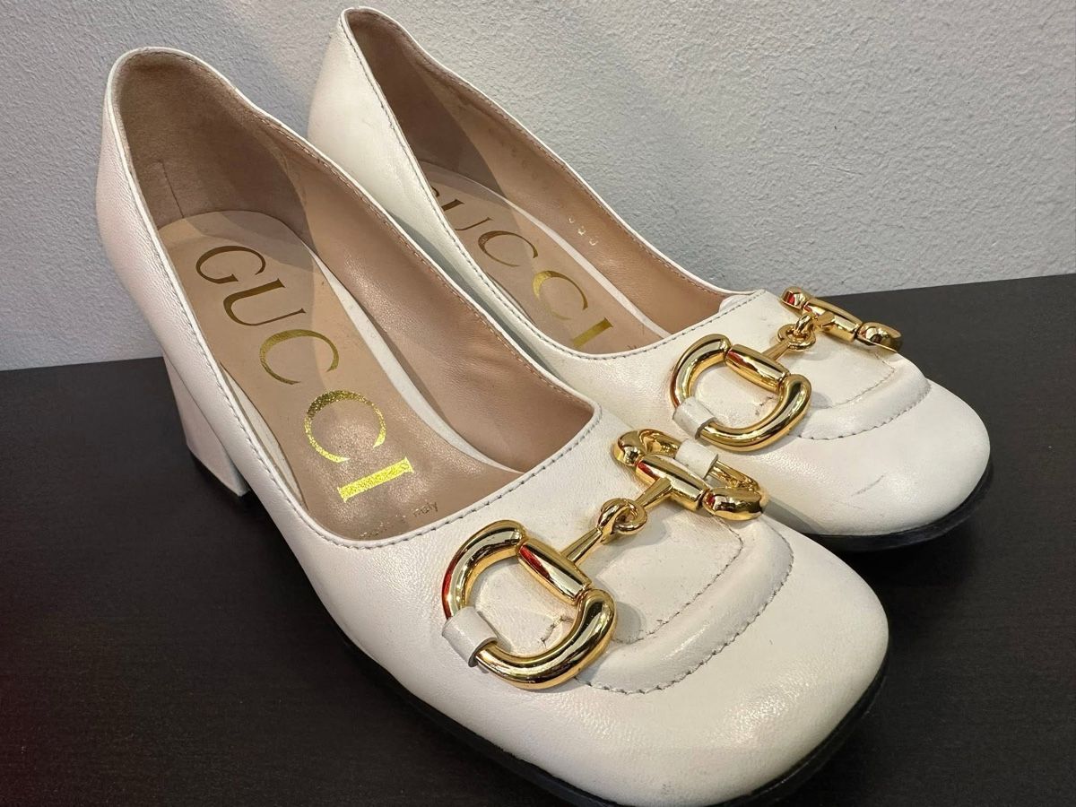 Scarpe da donna: Gucci White Horsebit Heels – Usato da St.Josefen venduto da lop_lh8d 3