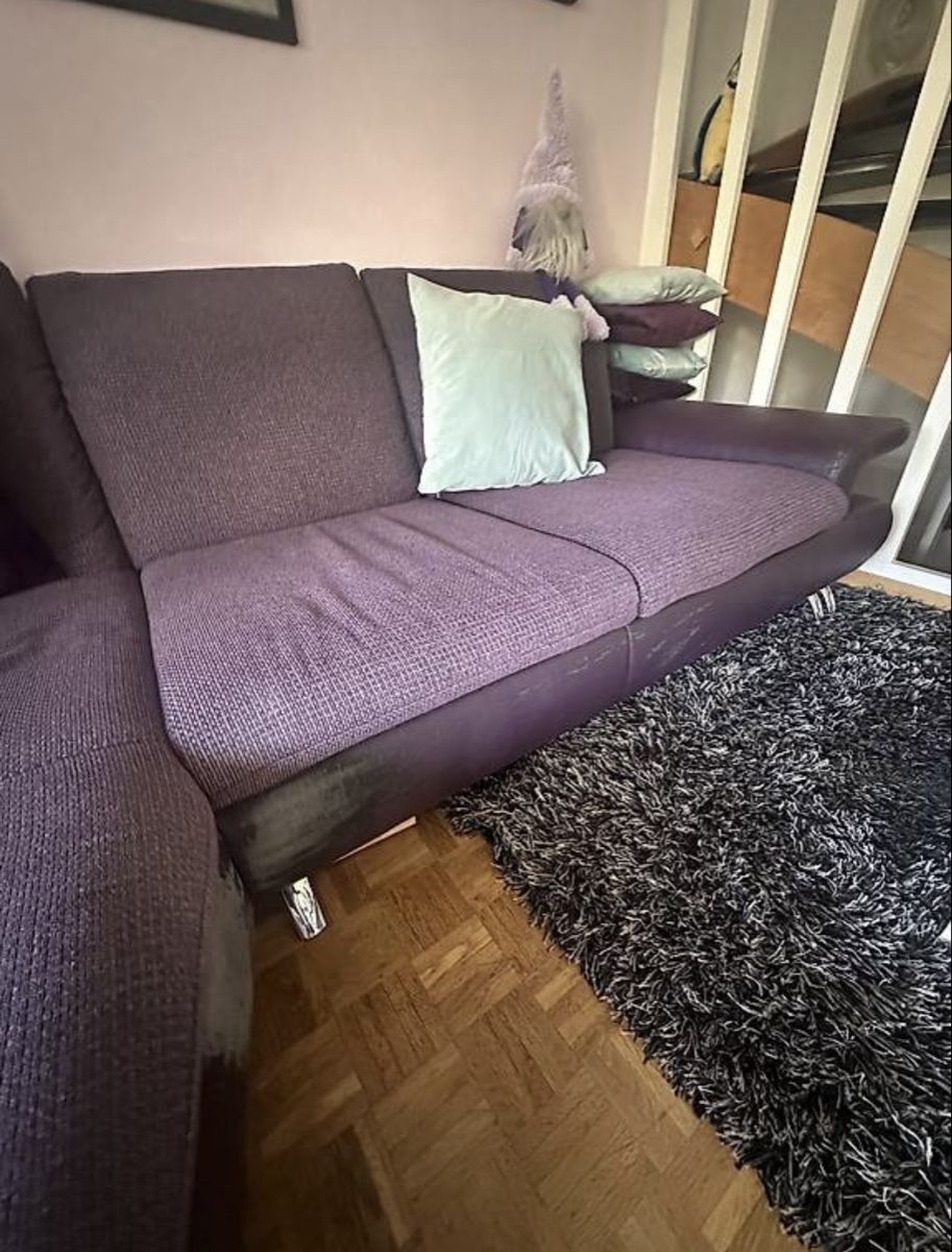 Sofas: Ecksofa lila Stoff Leder – Gebraucht aus Pfäffikon ZH von thf_rqs2