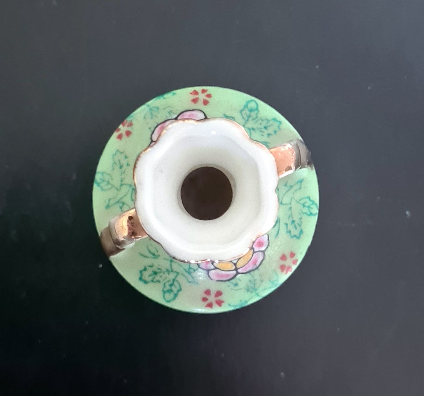 Vasi & Recipienti: Kleine Vase bunte mit Goldgriffen – Usato da Stallikon venduto da sale-trade 2