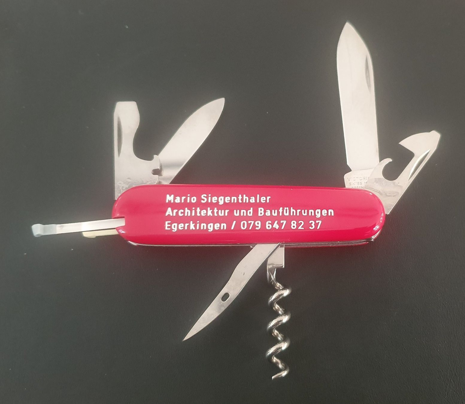 Victorinox Taschenmesser: 5 Victorinox Sackmesser mit Logo – Gebraucht aus Härkingen von MarianneSi 9