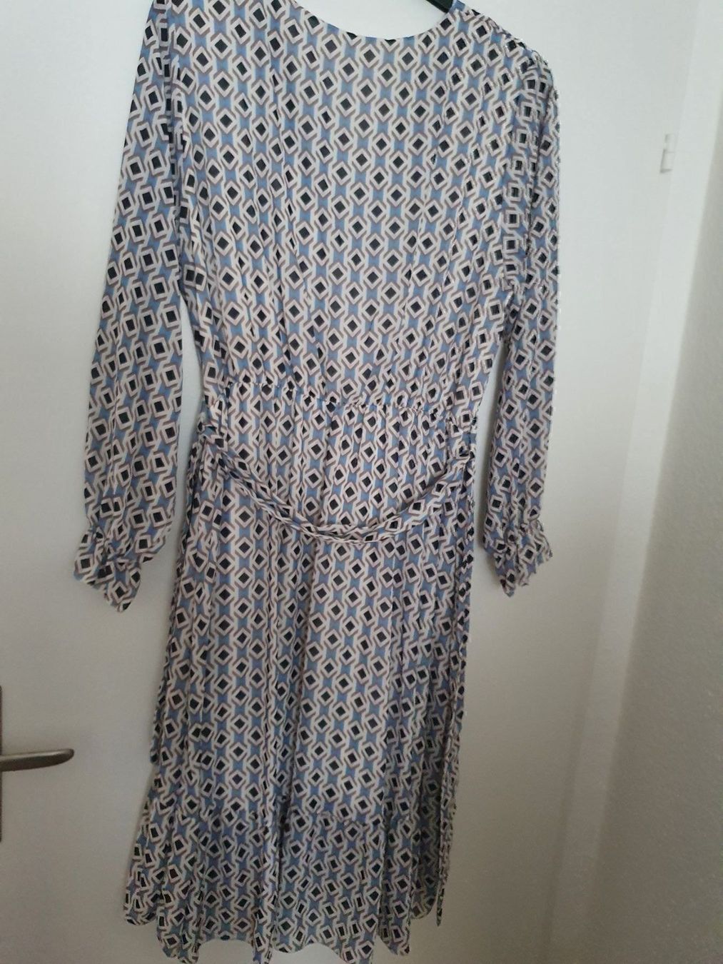 Vestiti: Kleid Gr. M/L – Usato da thalwil venduto da Raishin720 1