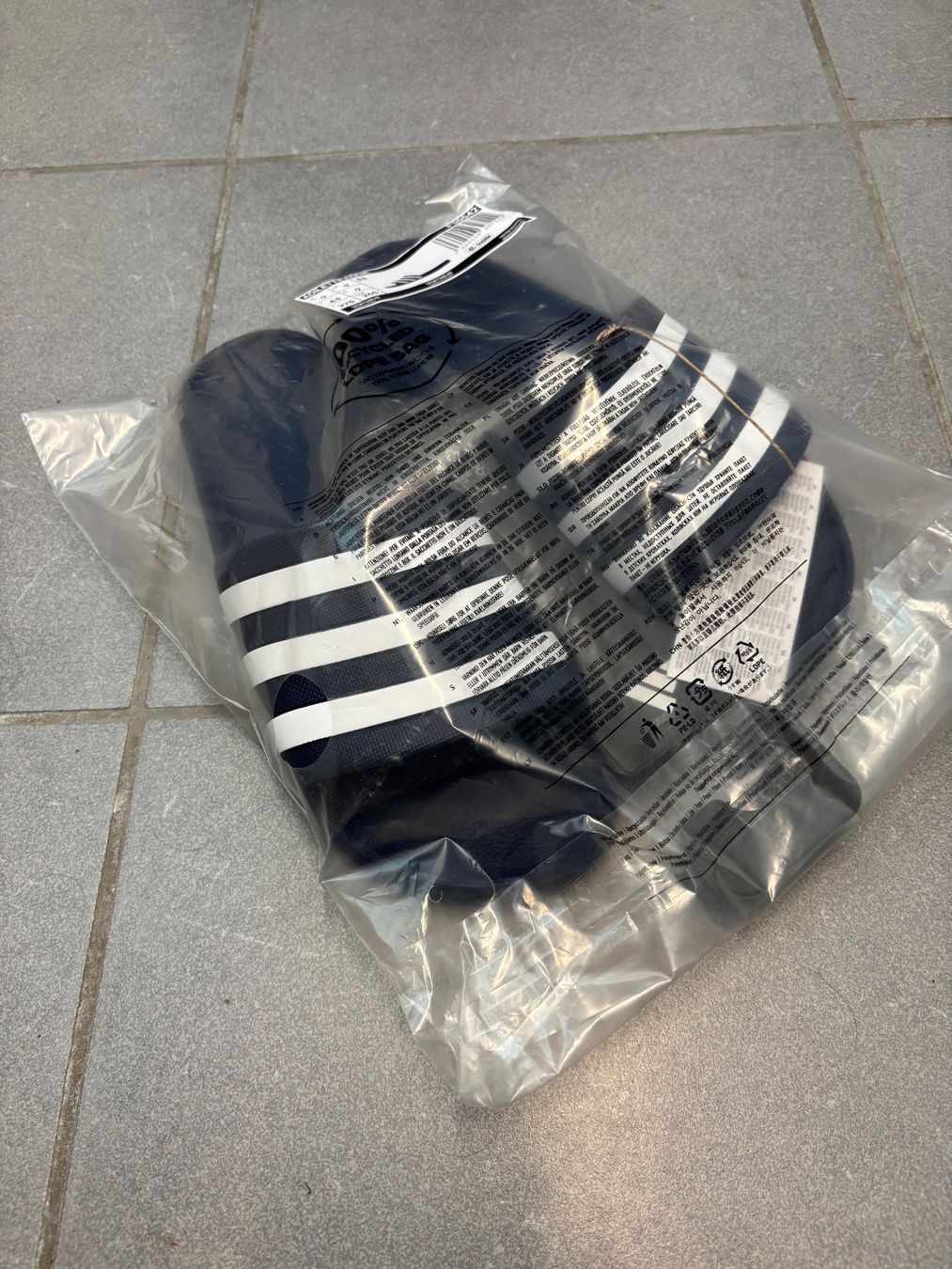 Adidas Scarpe da uomo: Adilette Slippers – Nuovo e nell'imballaggio originale da Zürich venduto da mc_mike77 2