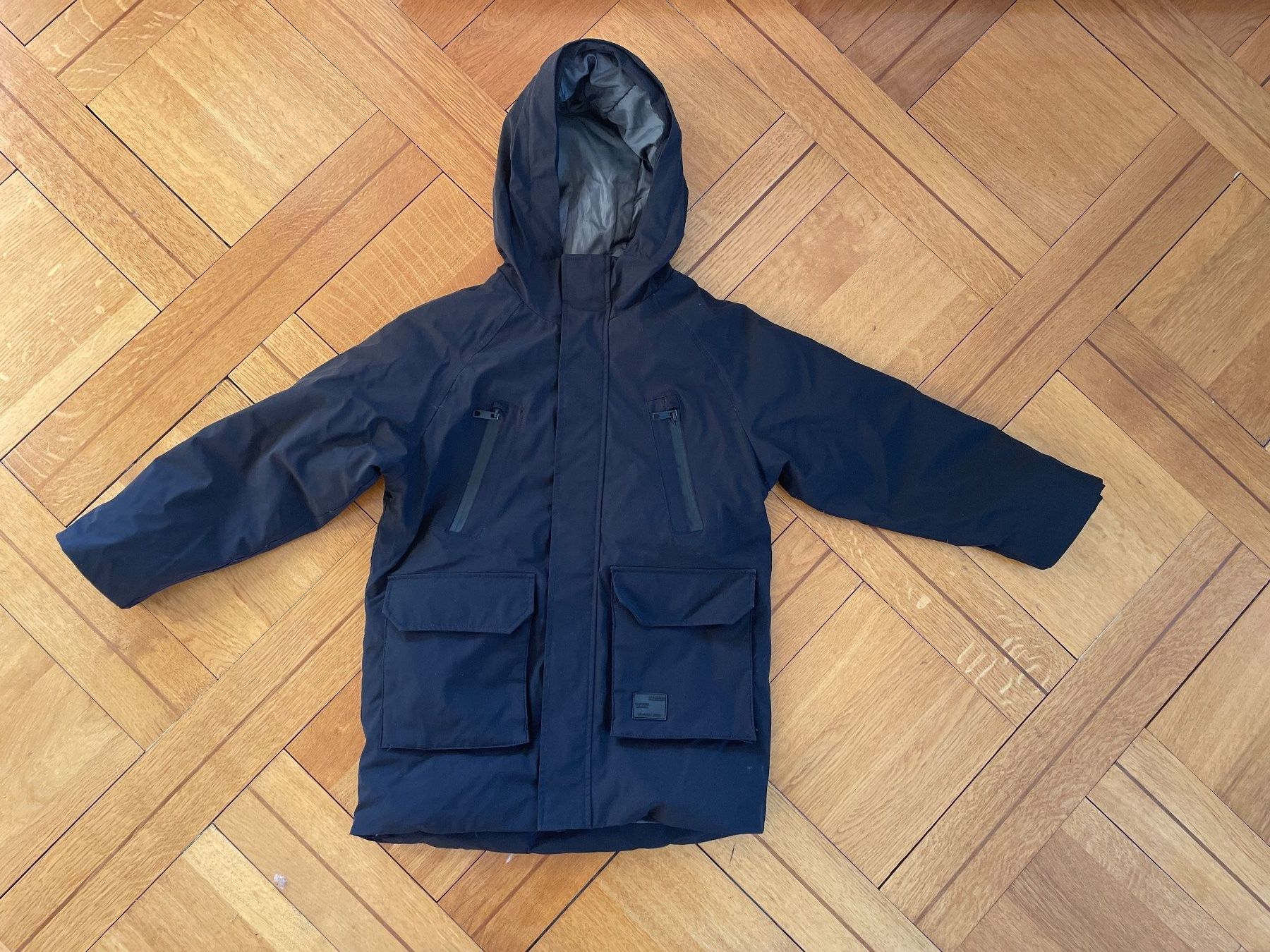 Zara Vestes & Manteaux: Winterjacke ZARA Gr. 134 – D'occasion à Genève par Livsonman