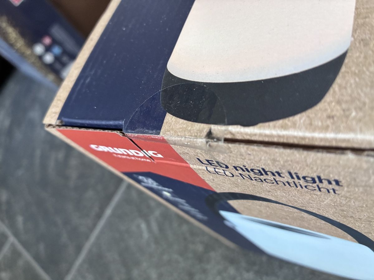 Grundig Lampes: Rechargeable camping LED light – Neuf avec emballage d'origine à Oberwil BL par watericeair 3