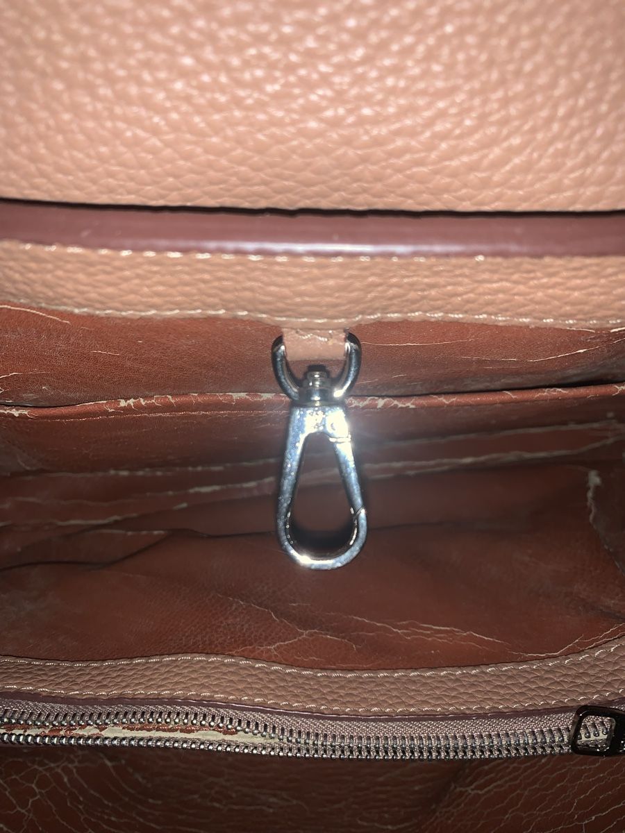 Louis Vuitton Taschen für Damen: Louis Vuitton Capucine Tasche – Gebraucht aus Bergdietikon von zor_856j 4
