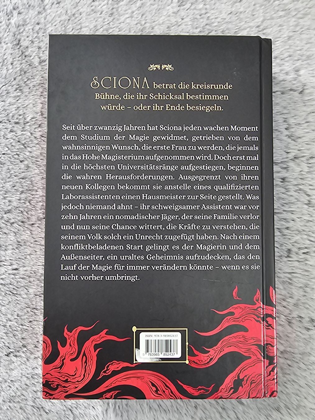 Livres: Blood over bright haven – D'occasion à Bätterkinden par Pescelino 1
