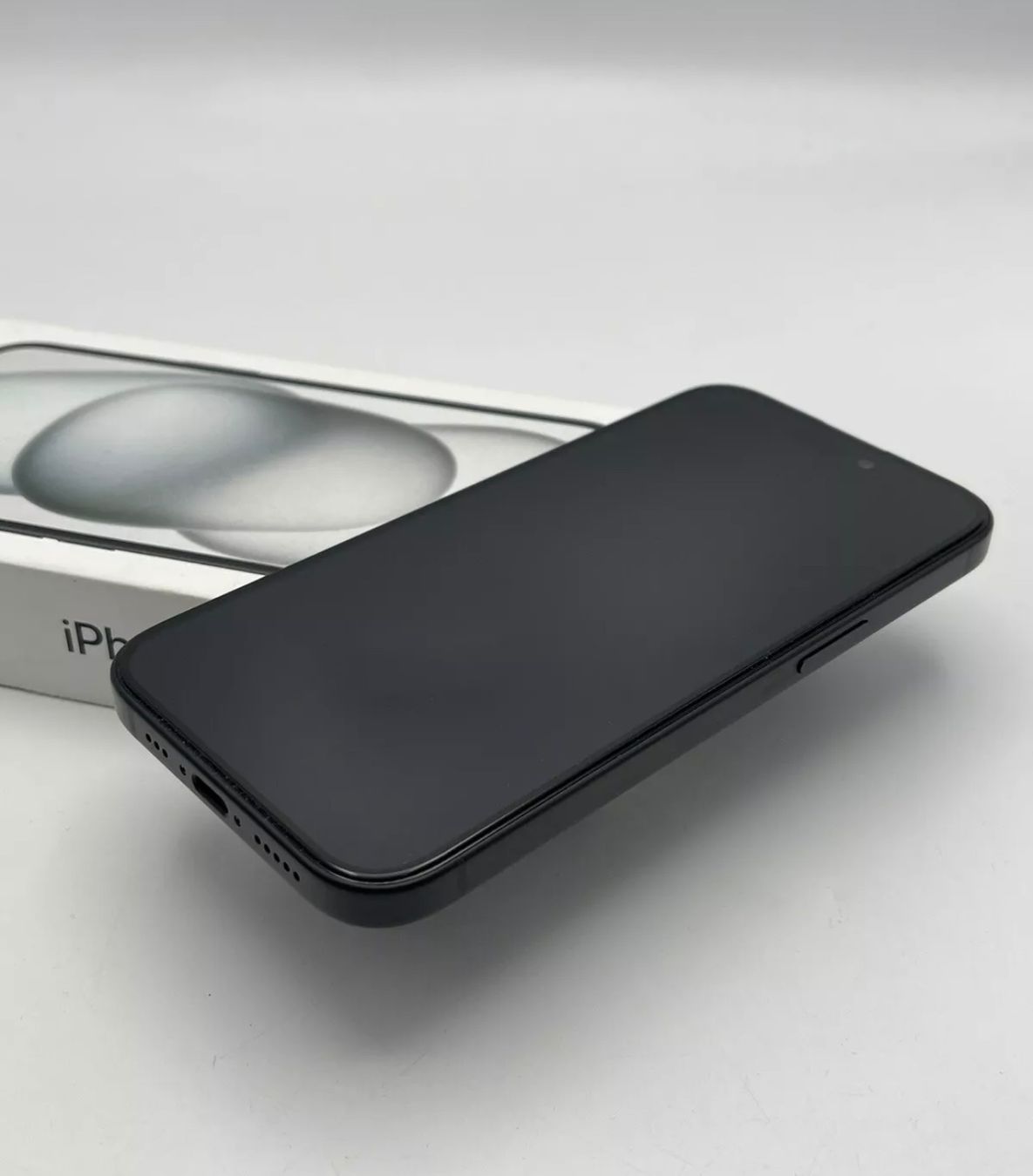 Apple Telefoni cellulari / Smartphones: Apple iPhone 15 /128Gb / Akku 100% – Usato da Luzern venduto da Waince786 2
