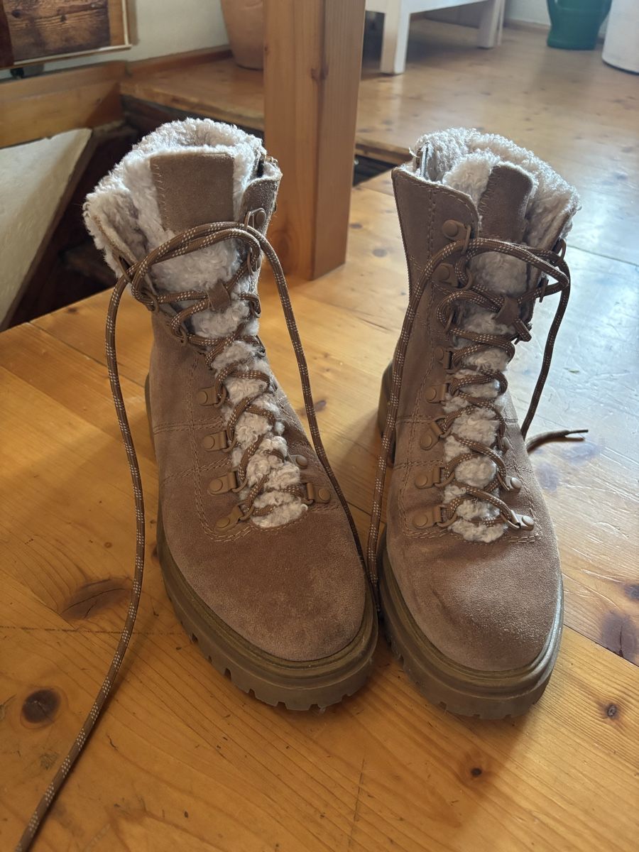 Tamaris Scarpe da donna: Winterstiefel Tamaris, Grösse 40 – Usato da Richterswil venduto da MelBaumann