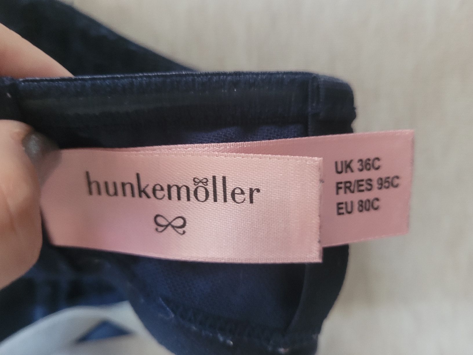 Autres dessous: lot de 9 soutien gorge – D'occasion à Yverdon-les-bains par sma_c6wn 2