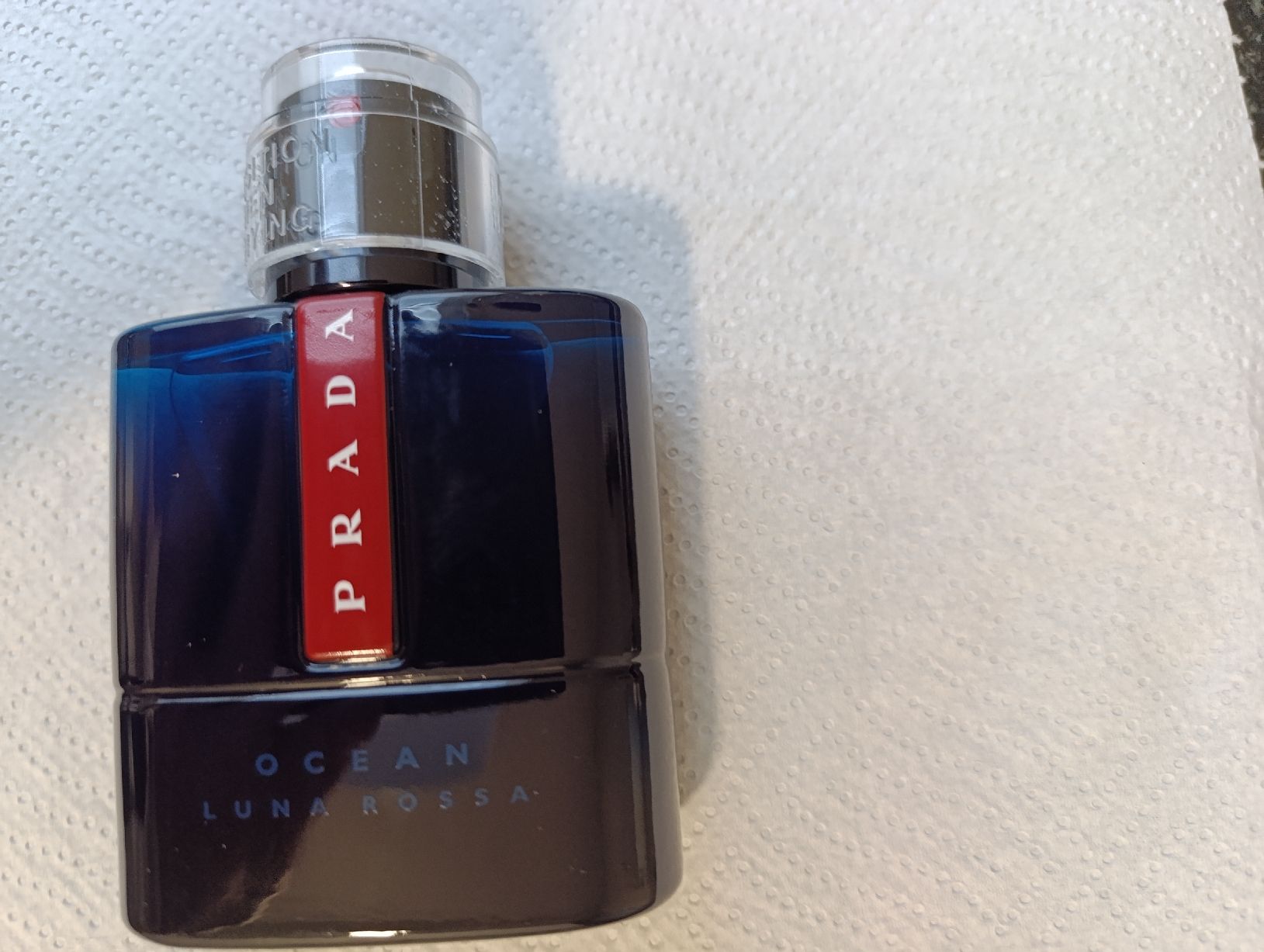 Prada Profumi & Eau de Toilette: Prada Luna Rossa Ocean Eau de Parfum 50 ml  – Nuovo (secondo la descrizione) da Stäfa venduto da Phenomenom