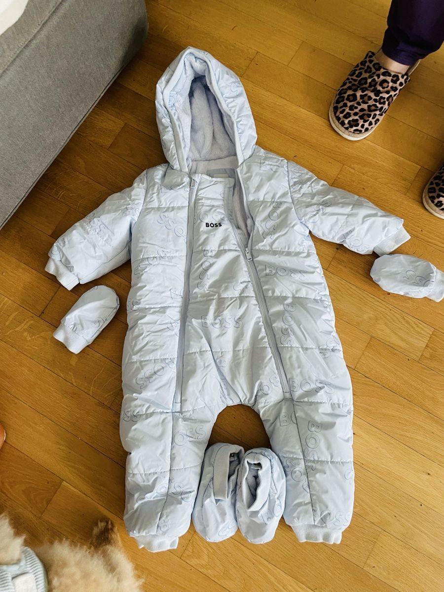 Hugo Boss Ensembles: Babyanzug – Neuf avec emballage d'origine à Schaffhausen par yvo_z89r