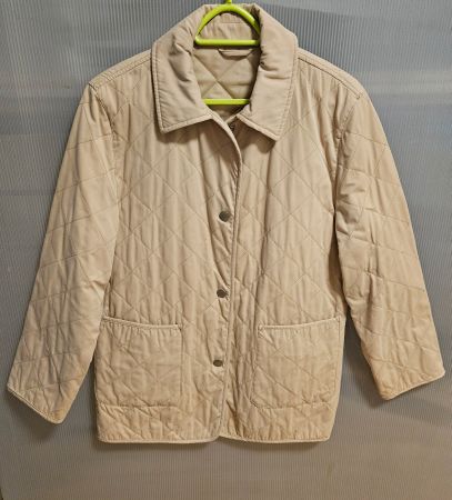 feine Damenjacke beige Gr. 38 - Spendenaktion