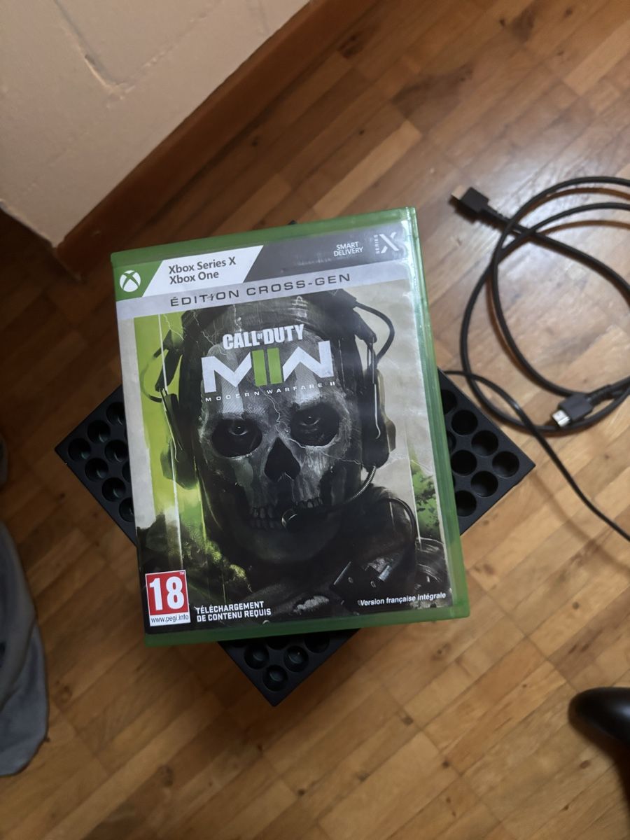 Microsoft Consoles: Xbox X/S Series  – D'occasion à Hinwil par gra_bs7c 5