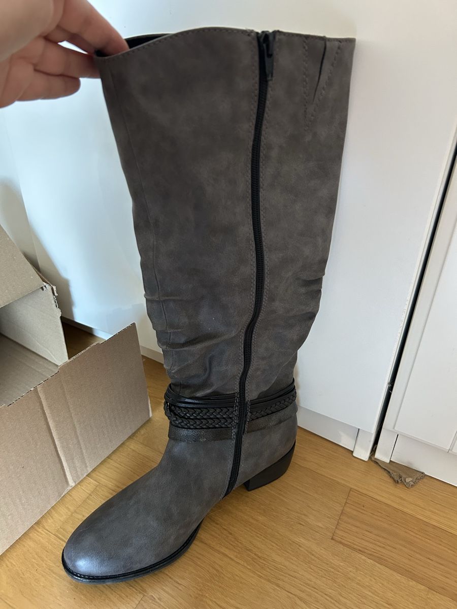 Scarpe da donna: Venturini Damen Stiefel 41 – Usato da Embrach venduto da Ladybug87 2