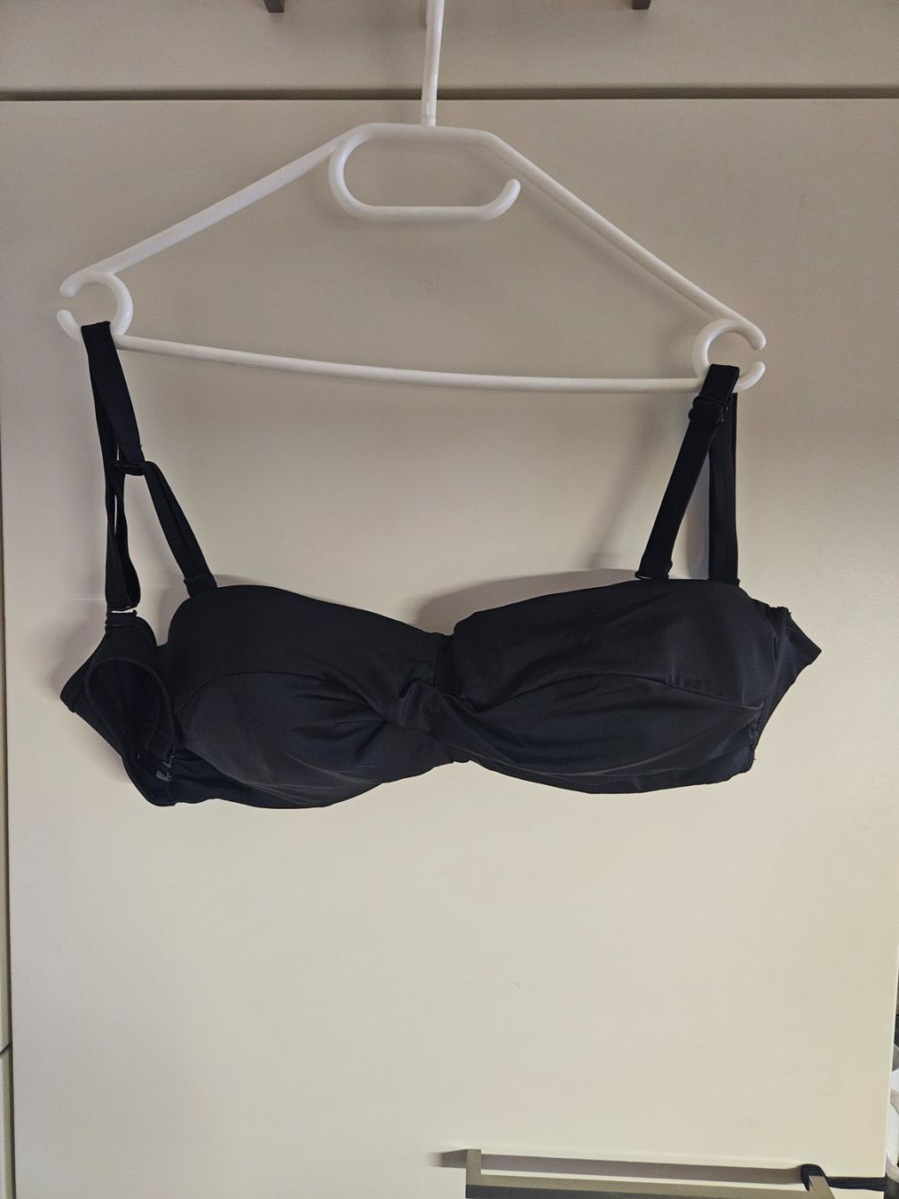 Badekleider & Bikinis: C&A Bügelbikini 90D schwarz – Gebraucht aus Luzern von Lucan_Valerius