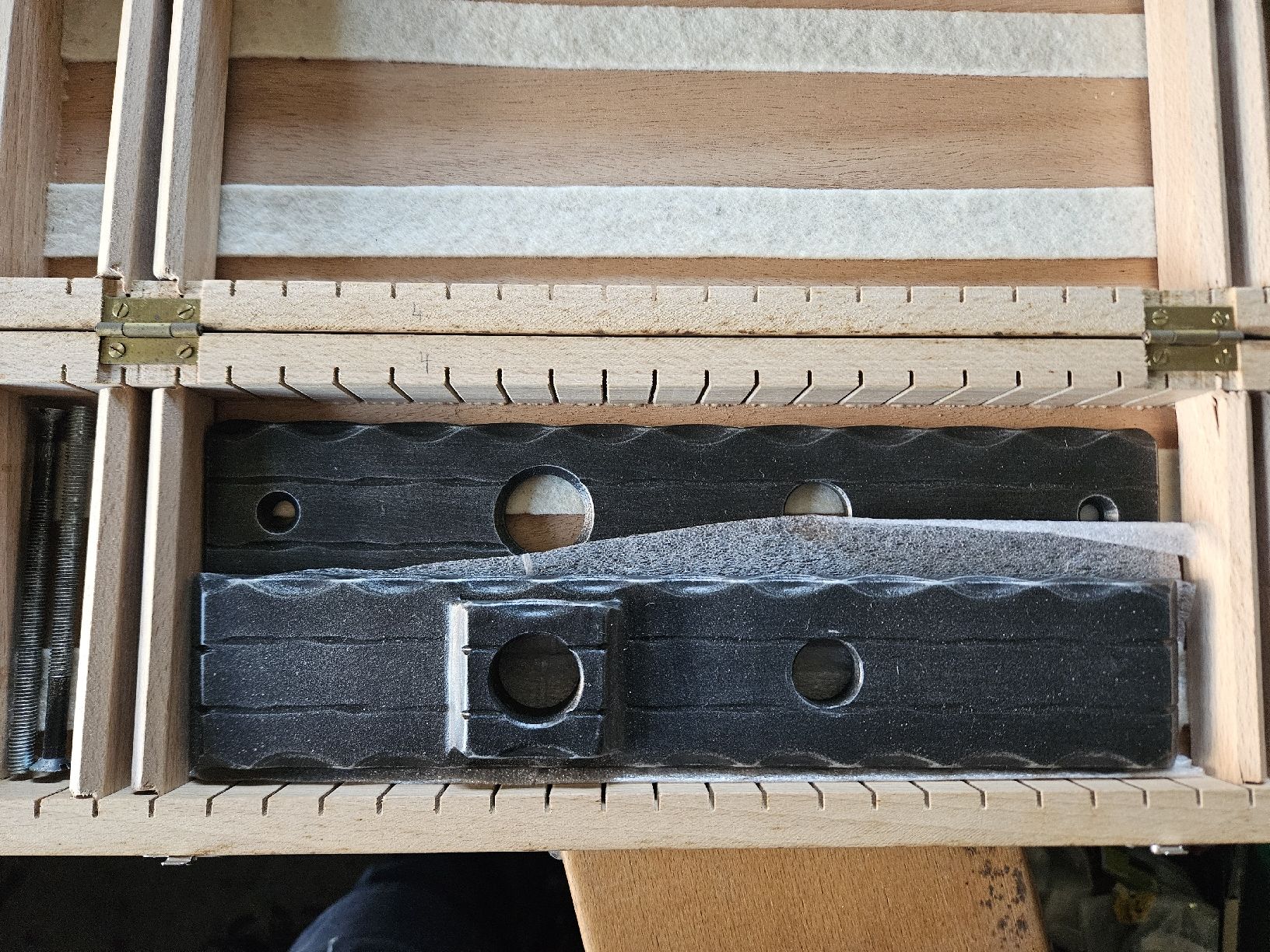 Wände & Decken: Tür-Montageplatte mit Holzkofer! – Neu (gemäss Beschreibung) aus Oberburg von znas 1