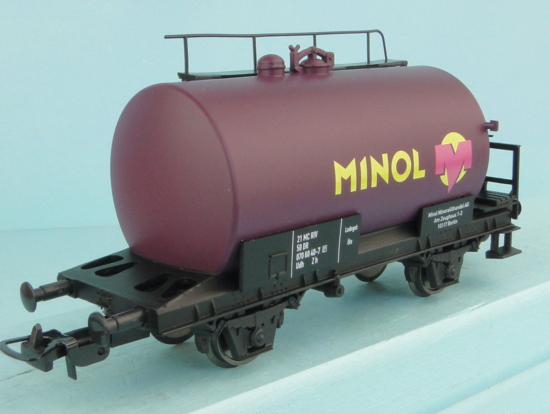 Piko Modelleisenbahnen: Piko 57754 Minol – Gebraucht aus Bülach von cann11 4