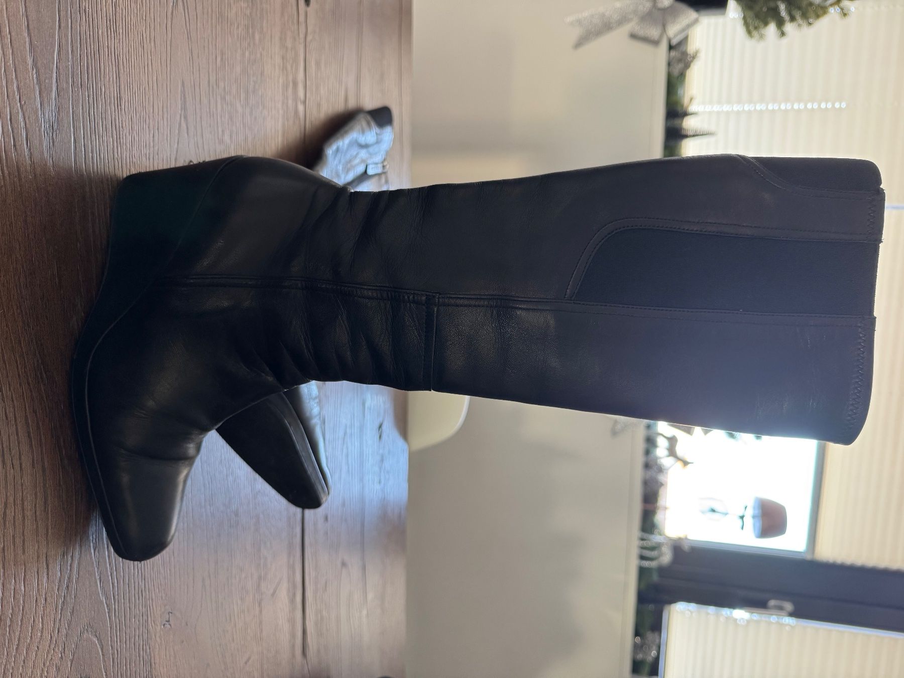 Prada Scarpe da donna: Prada Stiefel Gr 36 schwarz Vintage – Usato da Bottighofen venduto da Swisssu11 1