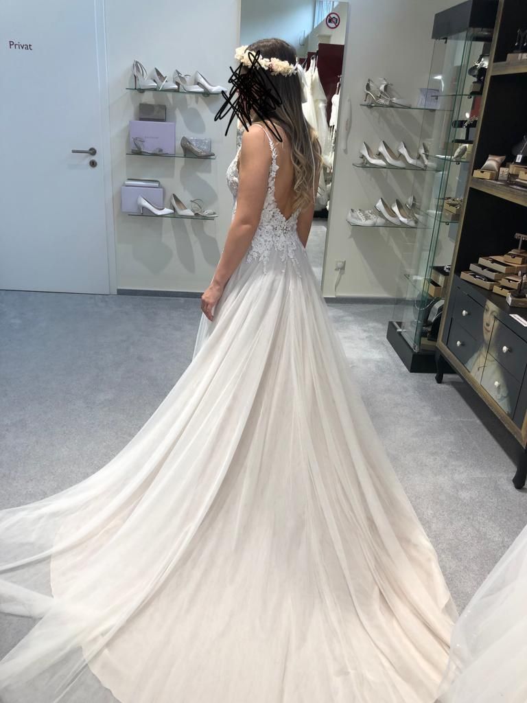 Vestiti: Ungetragenes Brautkleid Grösse 38 – Nuovo e nell'imballaggio originale da Villmergen venduto da VNY 1