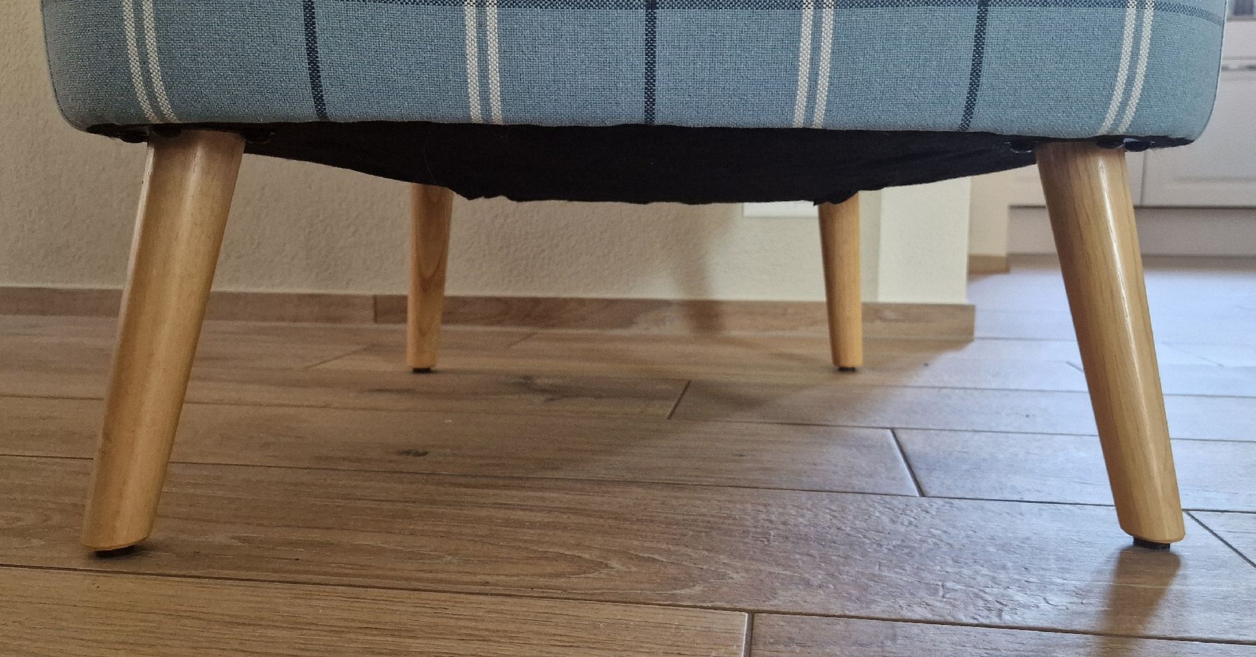 Livique Poltrone: Blauer Karo Sessel, super Zustand – Usato da Suhr venduto da Sbume 6