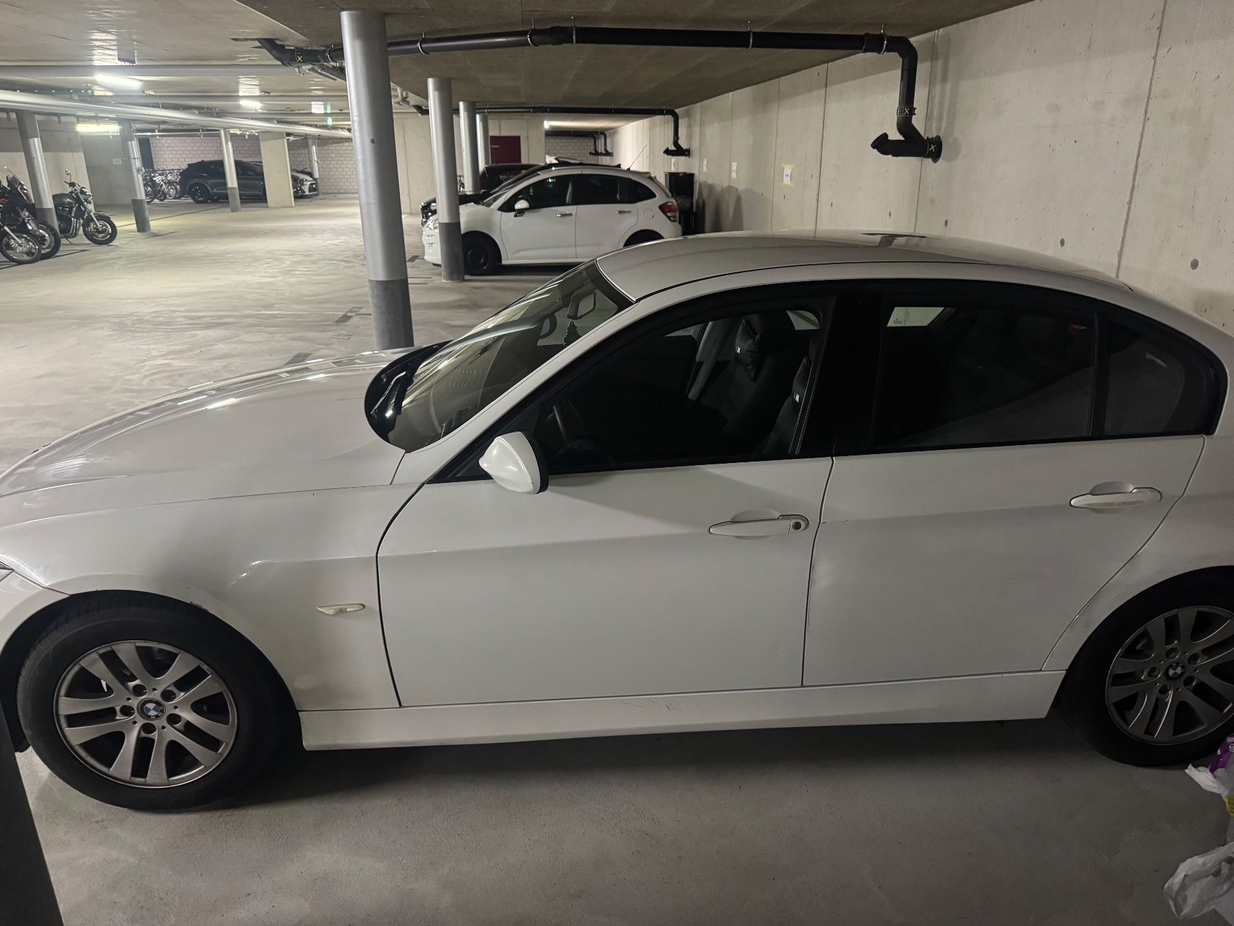 BMW Automobili: Verkaufe BMW 320i – Usato da Schlieren venduto da daw_9c98 2