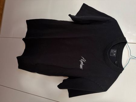 T-Shirt Noir Taille XS avec Motif Titan Attack on Titan