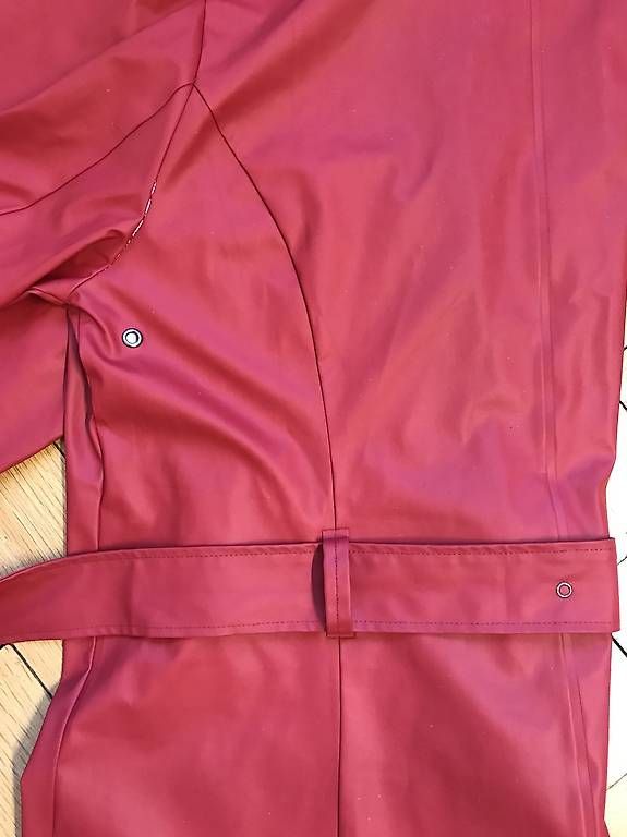 Jacken: Regenjacke von RAINS – Gebraucht aus Basel von jan_k9cz 3