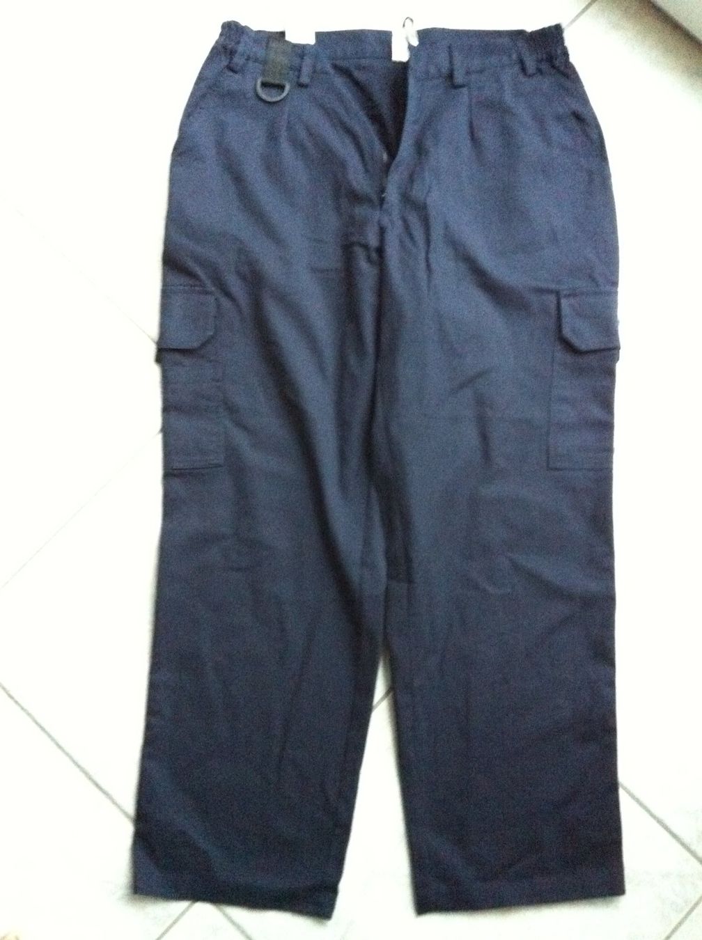 Pantaloni: Arbeitshose Grösse 48! – Nuovo e nell'imballaggio originale da Steffisburg venduto da Calceolaria